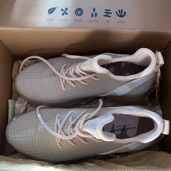 NWT COOL PLANET BY STEVE MADDEN Cannyon Womens Fitness Running Athletic Sneakers - Picture 7 of 7